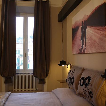 Bed and Breakfast Le Sorelle Lumiere à Rome Chambre photo
