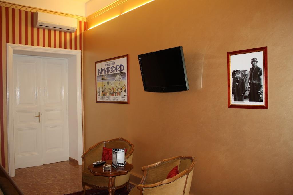 Bed and Breakfast Le Sorelle Lumiere à Rome Chambre photo
